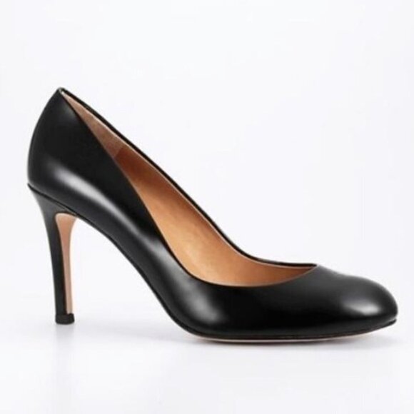 Ann Taylor round toe black leather pumps 7 - Picture 2 of 7